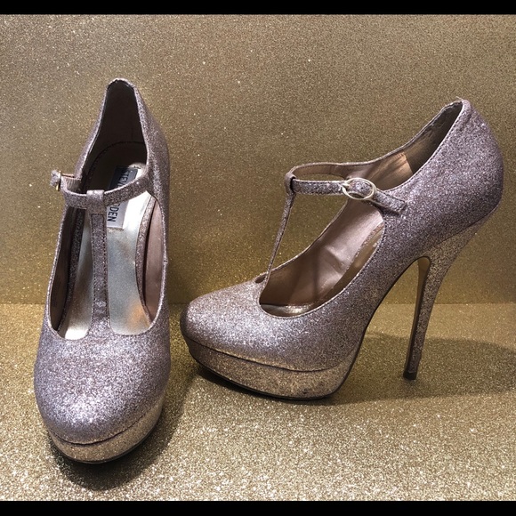 Steve Madden Shoes - Great condition Steve Madden heels